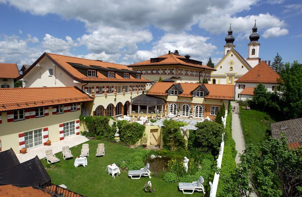 מלון אשאו אים כימגאו Residenz Heinz Winkler מראה חיצוני תמונה